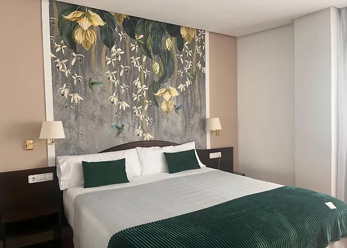 Hotell De 4*