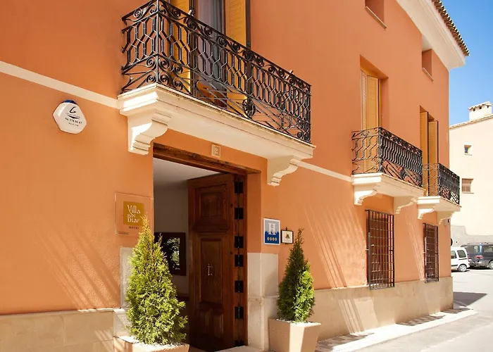 Hotel De 4*